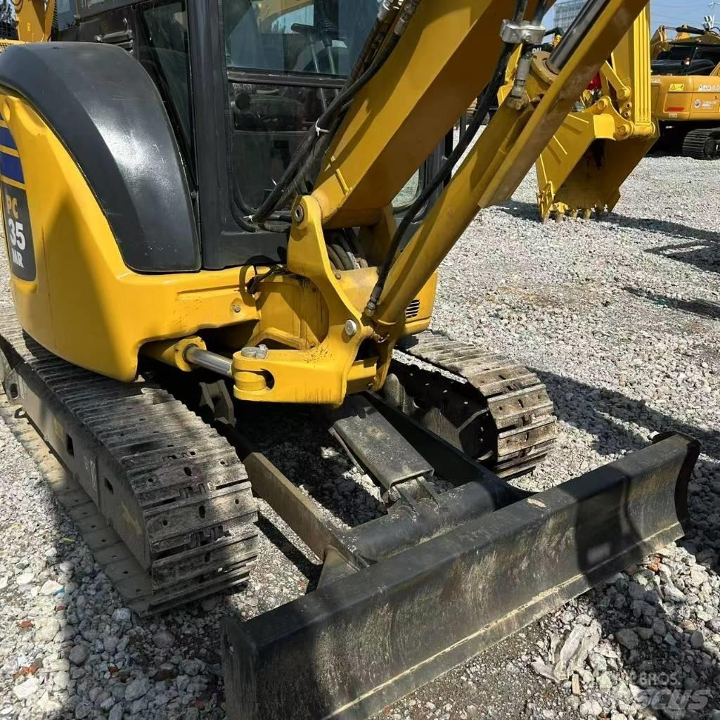 Komatsu 35 Εκσκαφείς με ερπύστριες