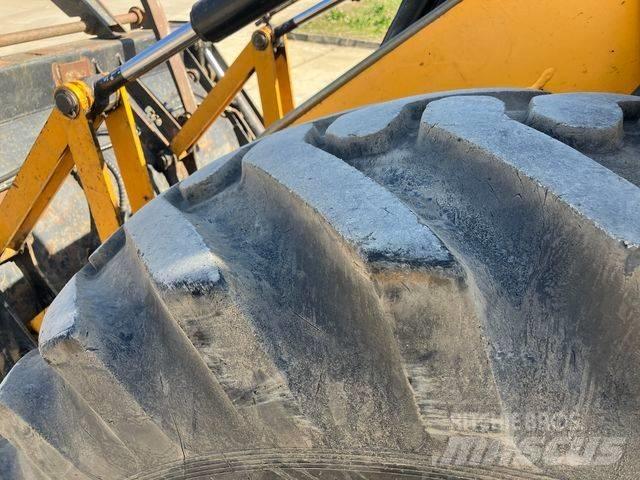 JCB 4 CX Εκσκαφείς Φορτωτές τύπου JCB