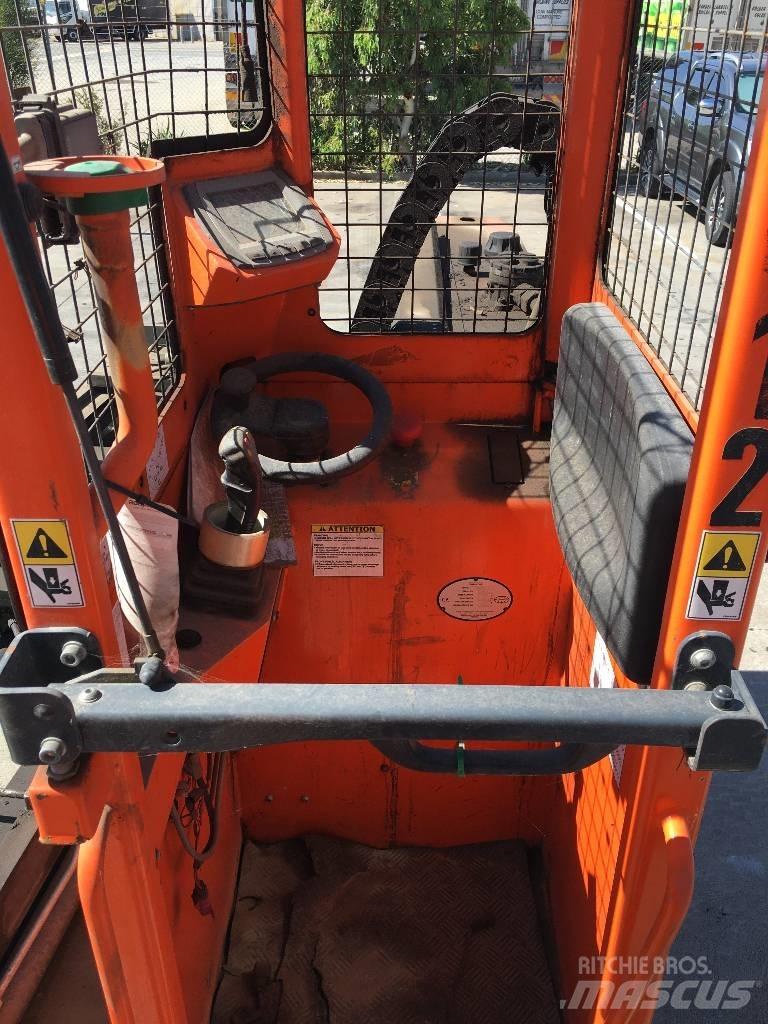 Combilift C4000STE Γερανοί πλευρικής φόρτωσης εμπορευματοκιβωτίων