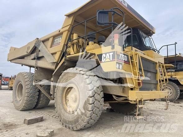 CAT 773D Σπαστό Dump Truck ADT