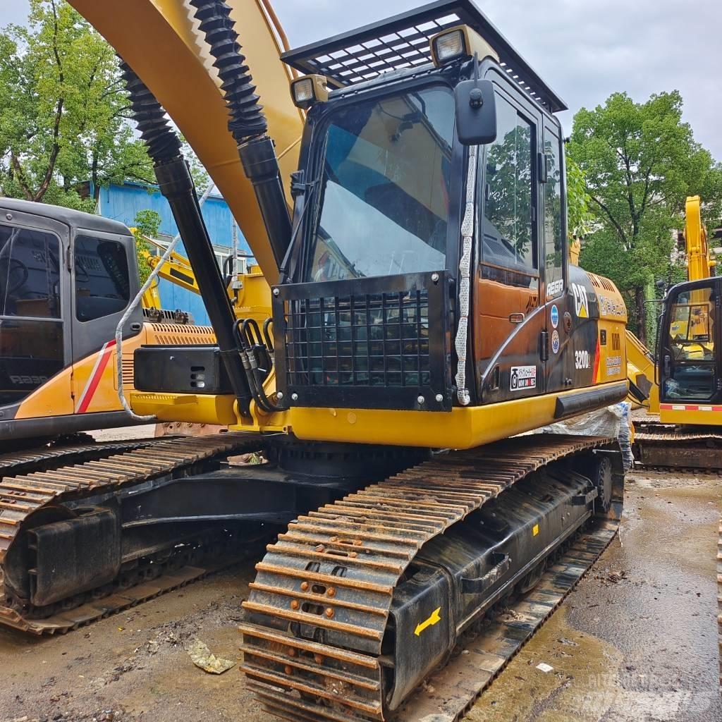 CAT 320D2 Εκσκαφείς με ερπύστριες