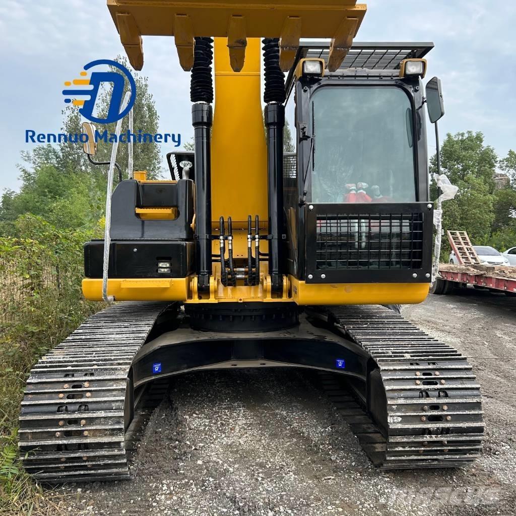 CAT 320D2 Εκσκαφείς με ερπύστριες