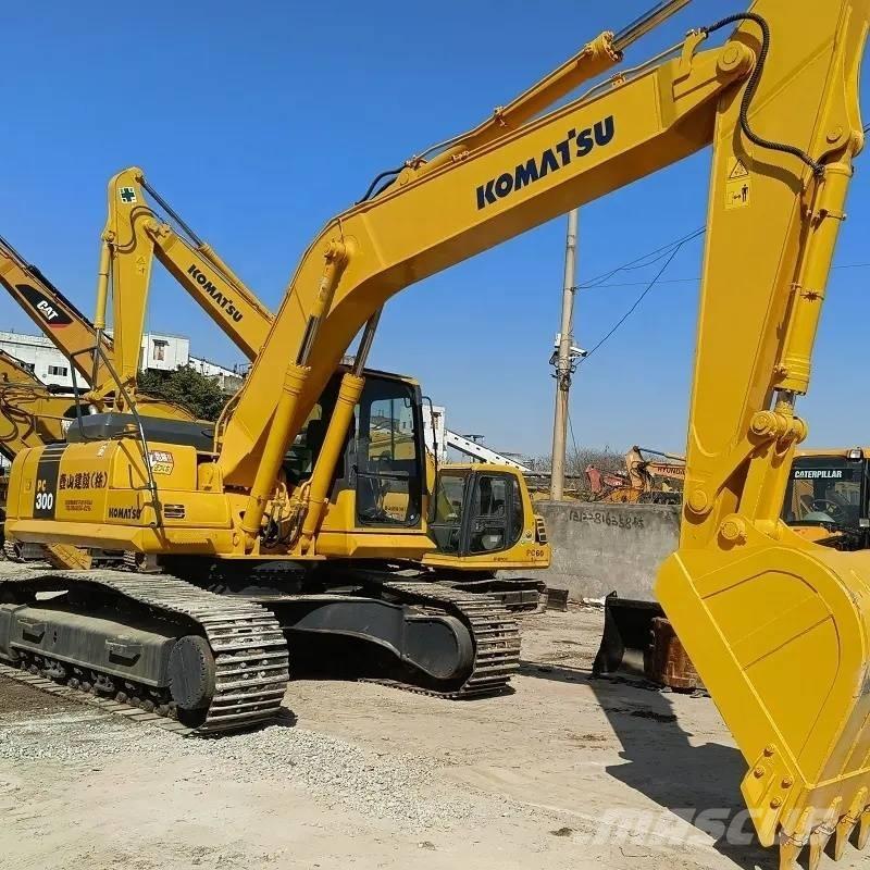 Komatsu PC 300 Εκσκαφείς με ερπύστριες