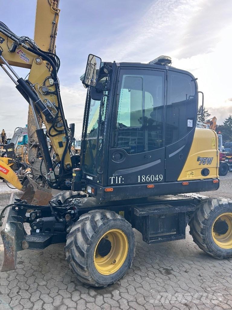 Yanmar B 75 W Εκσκαφείς με τροχούς - λάστιχα