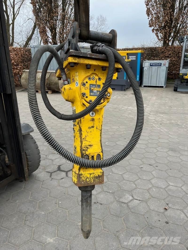 Atlas Copco SB202 Σφυριά / Σπαστήρες