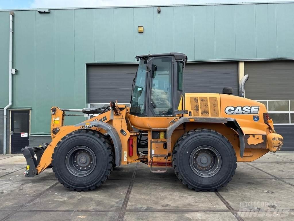 CASE 621F XR Φορτωτές με λάστιχα (Τροχοφόροι)