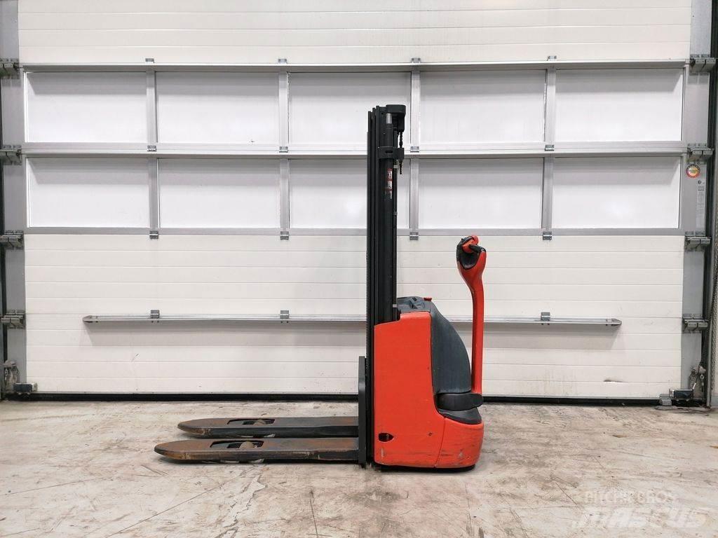 Linde L10 Παλετοφόρα πεζού χειριστή με ιστό