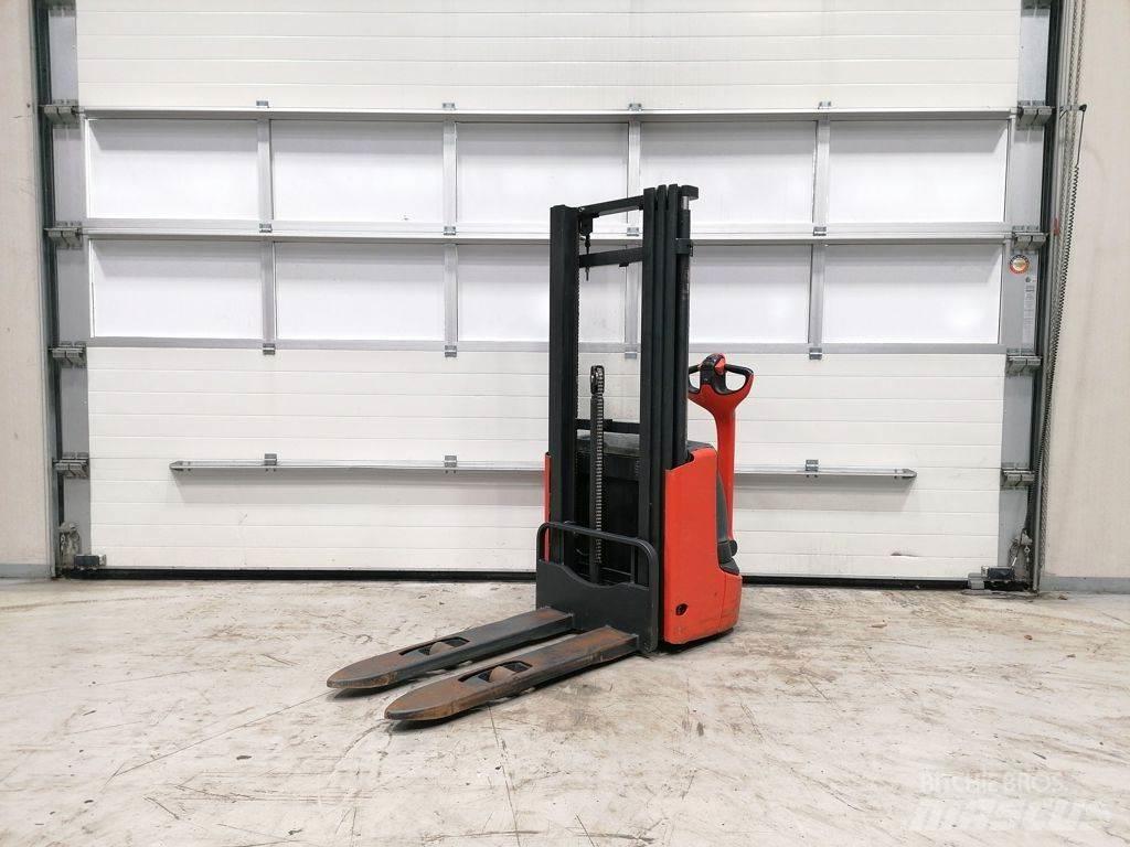 Linde L10 Παλετοφόρα πεζού χειριστή με ιστό