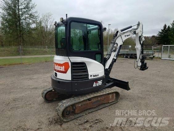 Bobcat E 26 Εκσκαφάκι (διαβολάκι) < 7t