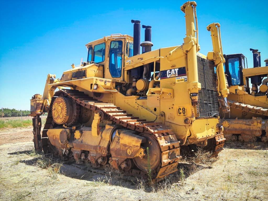 CAT D10 Μπουλντόζες με ερπύστριες