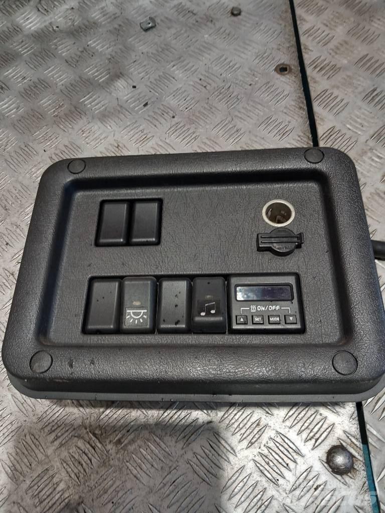 Volvo FH 12    20576730 Καμπίνες και εσωτερικό