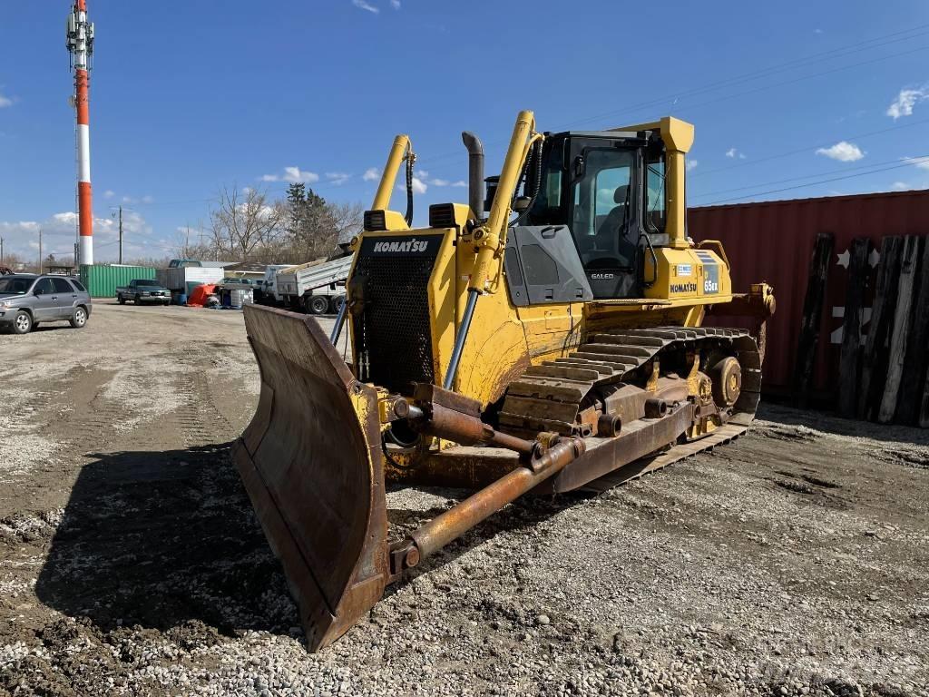 Komatsu D65EX-15 Μπουλντόζες με ερπύστριες