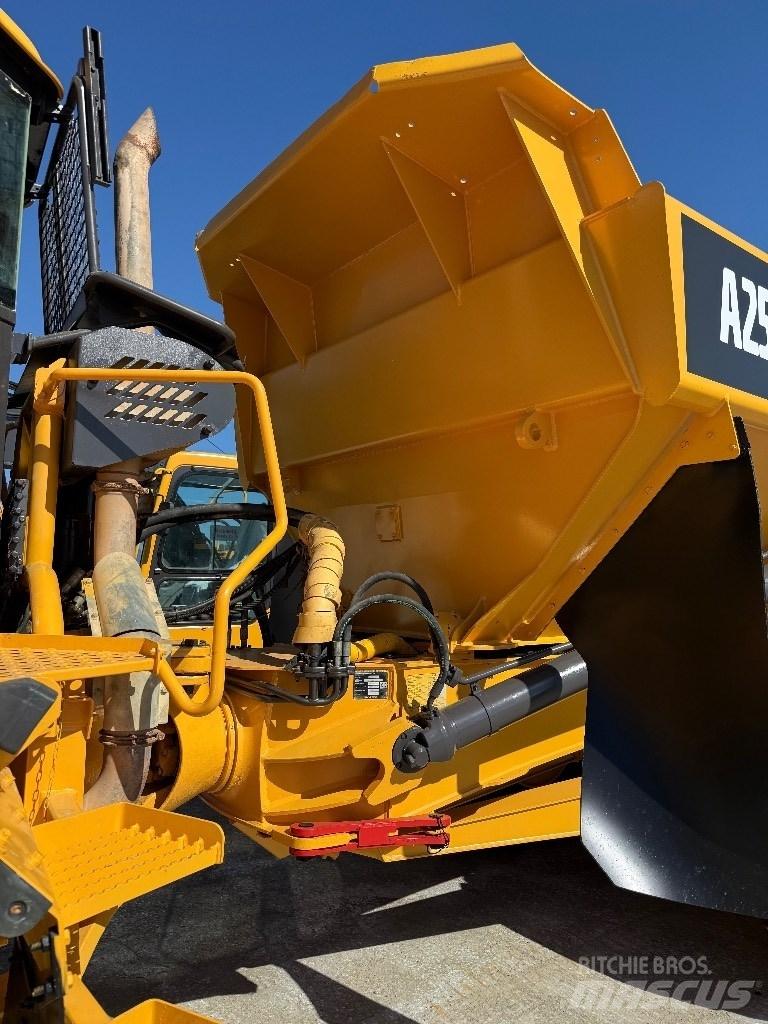 Volvo A25D Σπαστό Dump Truck ADT