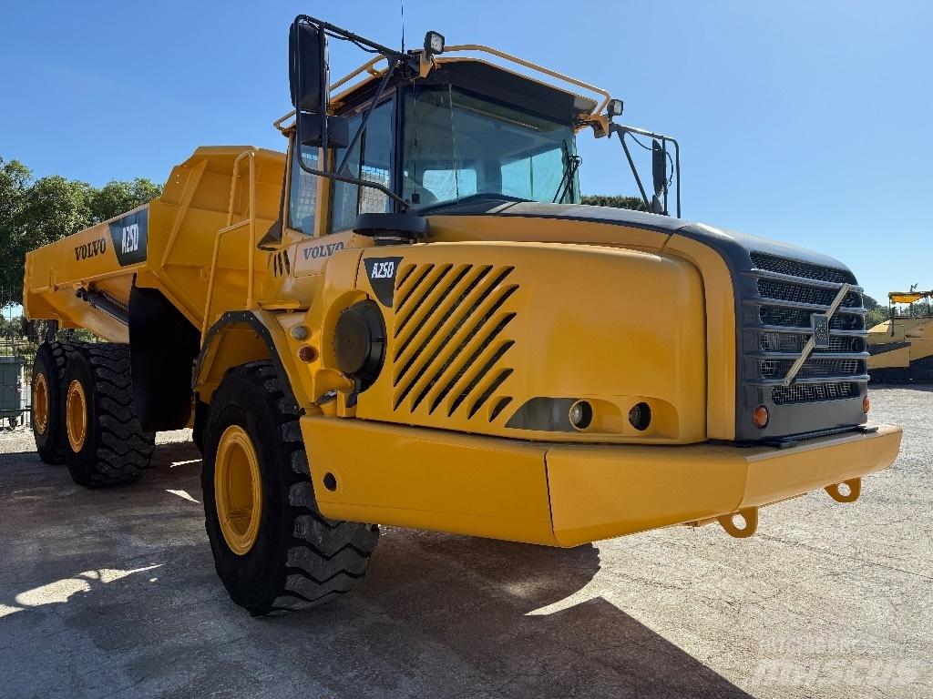 Volvo A25D Σπαστό Dump Truck ADT