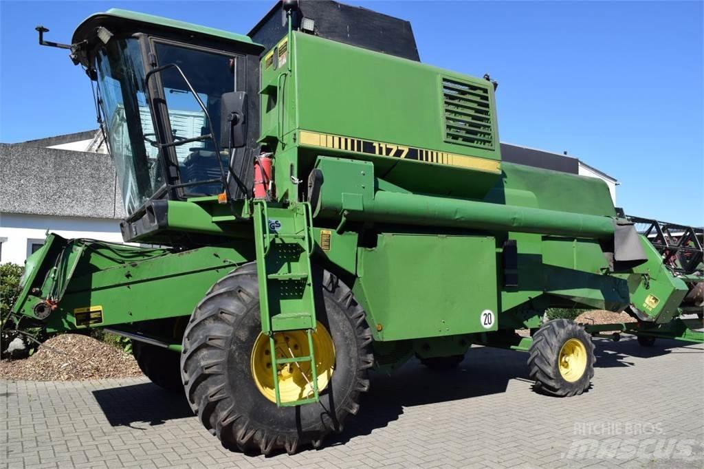 John Deere 1177 Θεριζοαλωνιστικές μηχανές