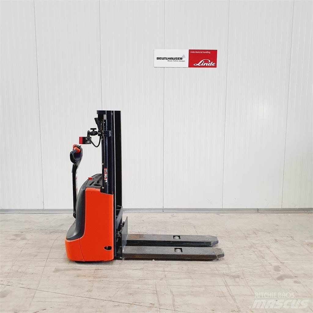 Linde L12 Παλετοφόρα πεζού χειριστή με ιστό