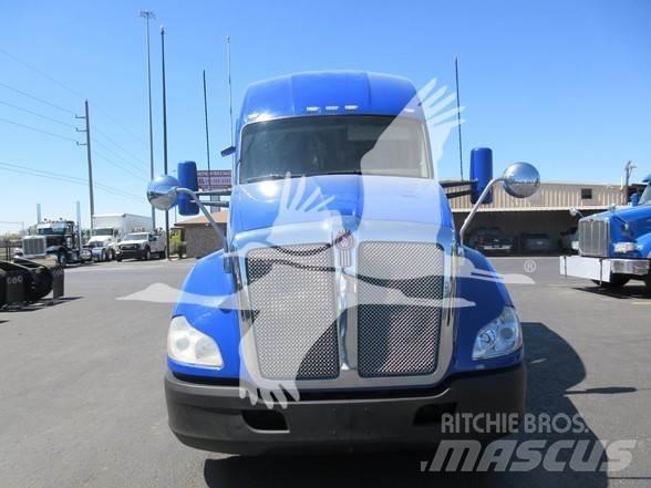 Kenworth T680 Τράκτορες