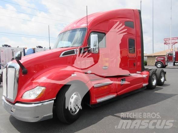 Kenworth T680 Τράκτορες