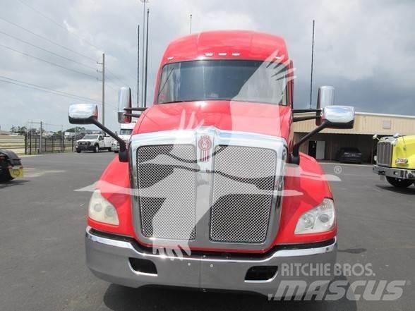 Kenworth T680 Τράκτορες