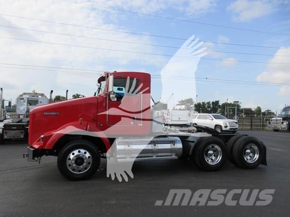 Kenworth T800 Τράκτορες
