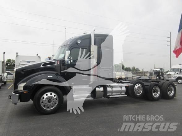 Kenworth T880 Τράκτορες