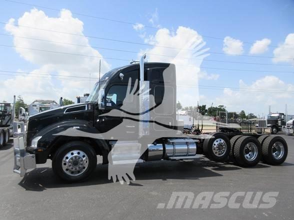 Kenworth T880 Τράκτορες