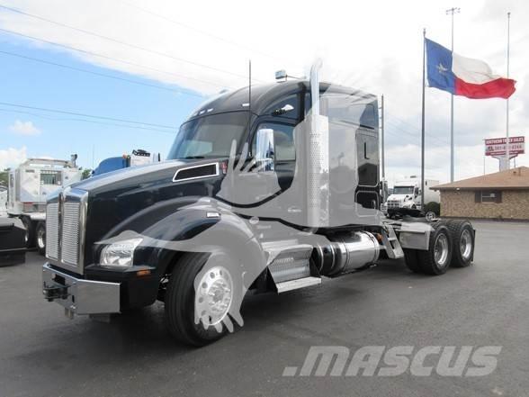 Kenworth T880 Τράκτορες