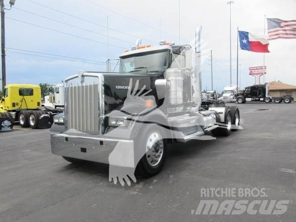 Kenworth W900 Τράκτορες