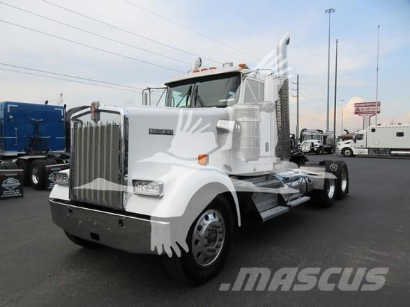 Kenworth W900L Τράκτορες