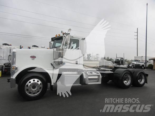 Peterbilt 389 Τράκτορες