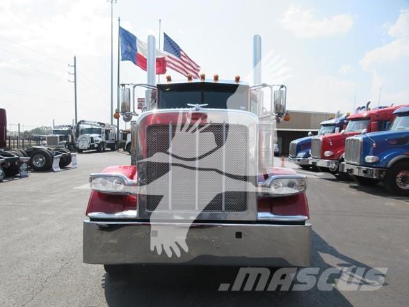 Peterbilt 389 Τράκτορες