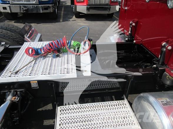 Peterbilt 389 Τράκτορες