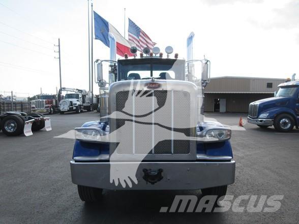 Peterbilt 389 Τράκτορες