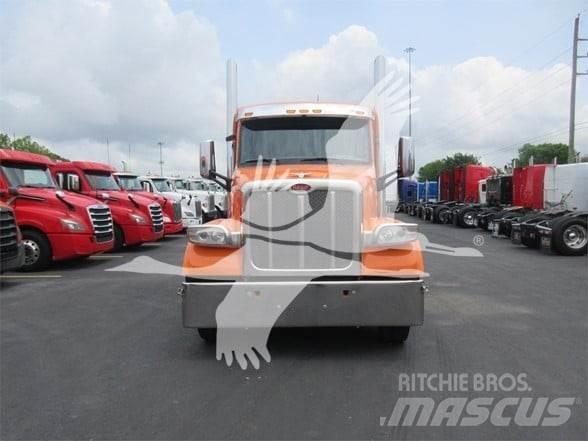 Peterbilt 567 Τράκτορες