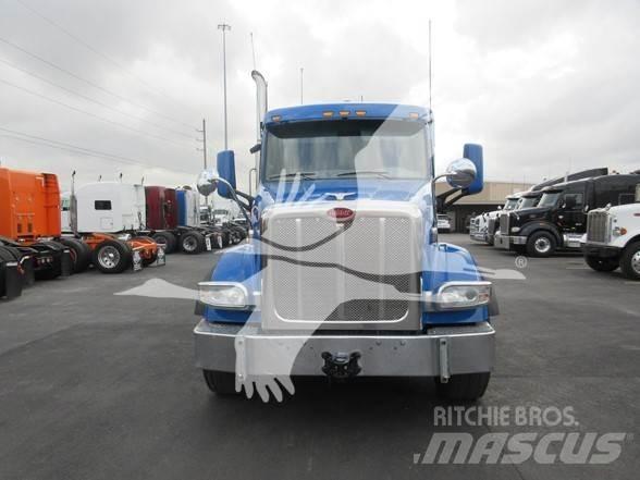 Peterbilt 567 Τράκτορες