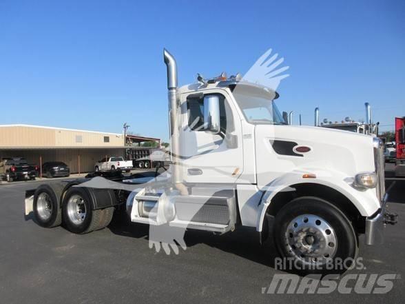 Peterbilt 567 Τράκτορες