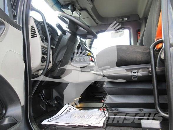 Peterbilt 567 Τράκτορες