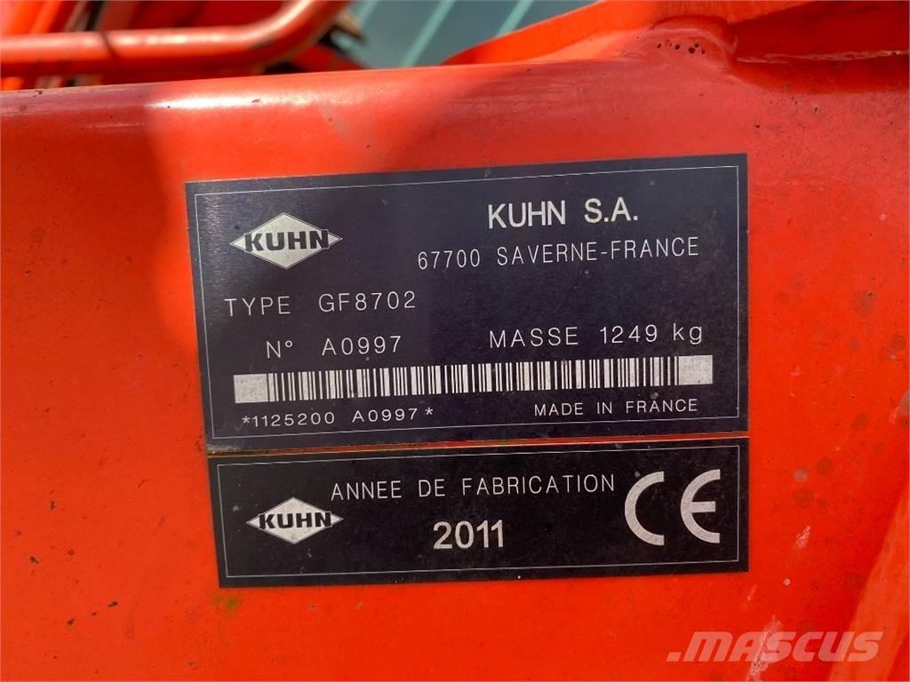 Kuhn GF 8702 Τσουγκράνες και χορτοξηραντικές μηχανές