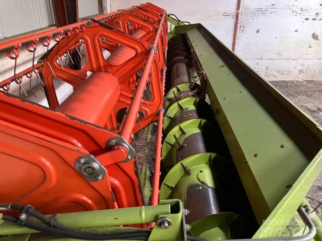 CLAAS LEXION 650 Θεριζοαλωνιστικές μηχανές