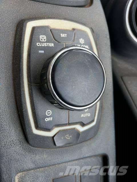 Hyundai HX 140 L Εκσκαφείς με ερπύστριες