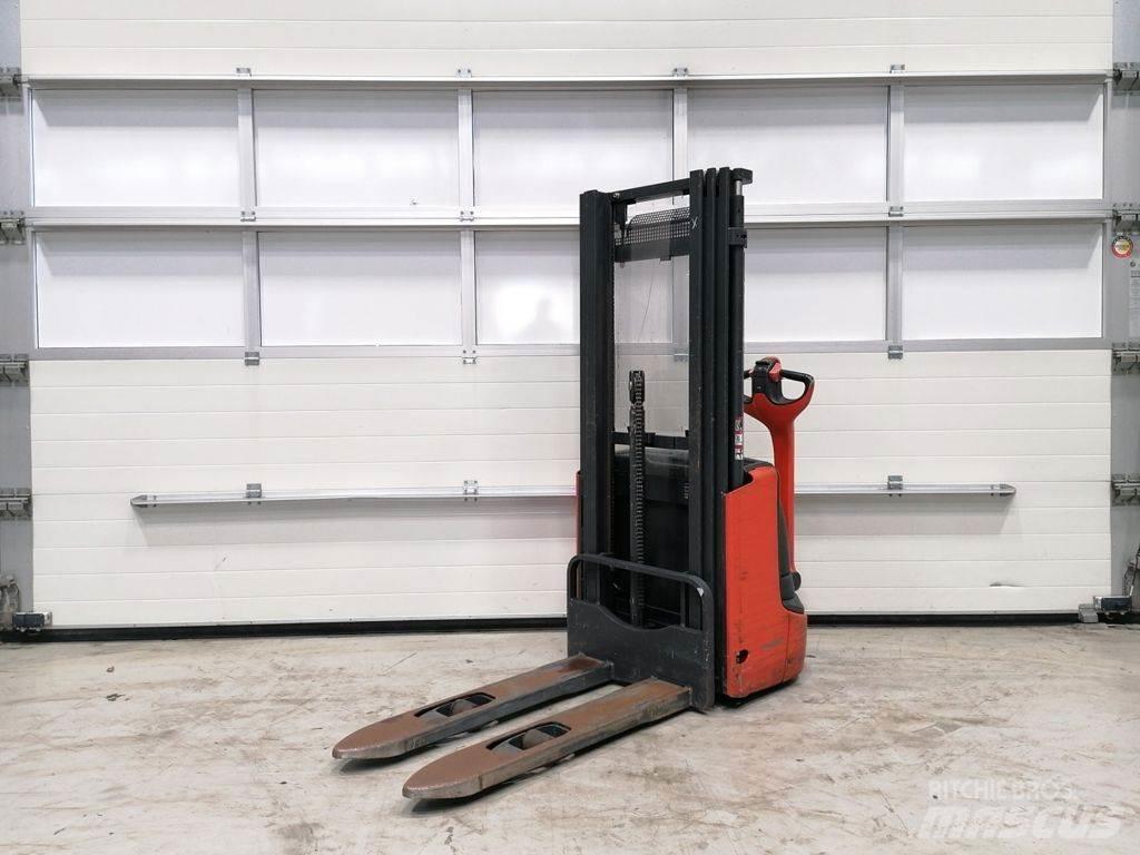 Linde L10 Παλετοφόρα πεζού χειριστή με ιστό
