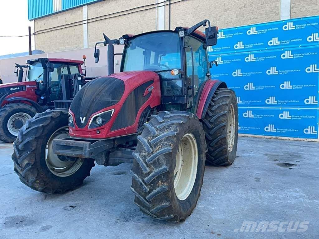 Valtra A134 Τρακτέρ