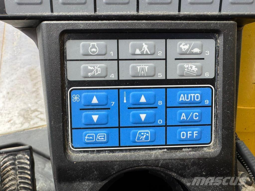 Komatsu PW180-11 Εκσκαφείς με τροχούς - λάστιχα