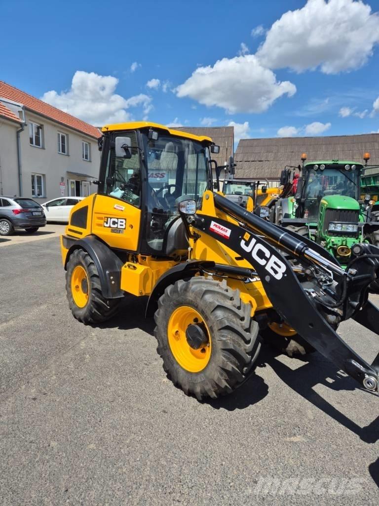 JCB 409 Agri Συστήματα τηλεχειρισμού για τη γεωργία