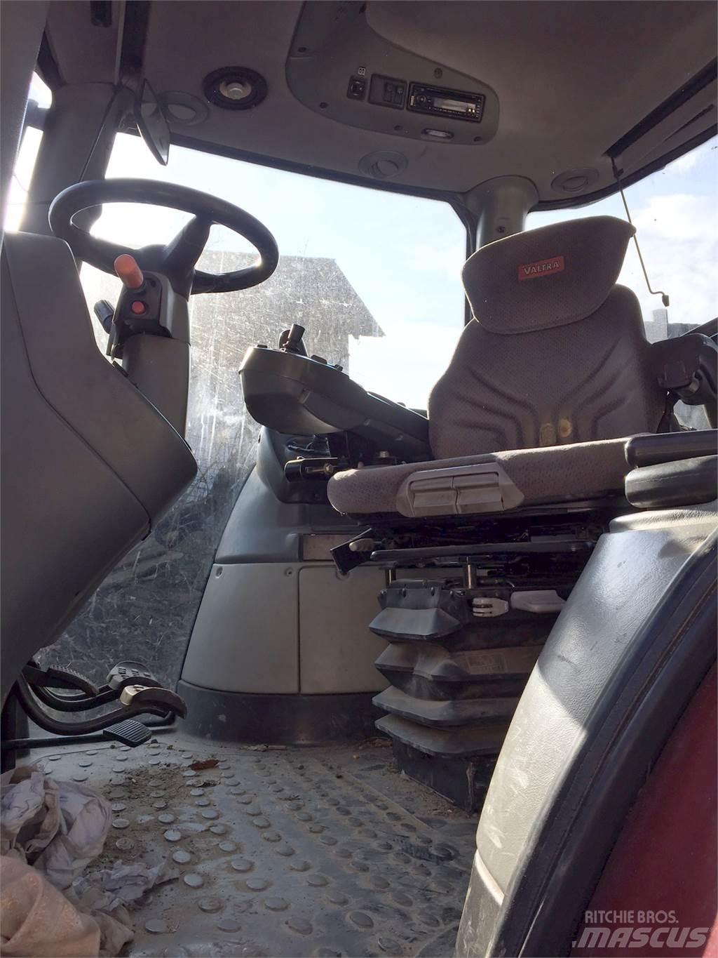 Valtra S280 Τρακτέρ