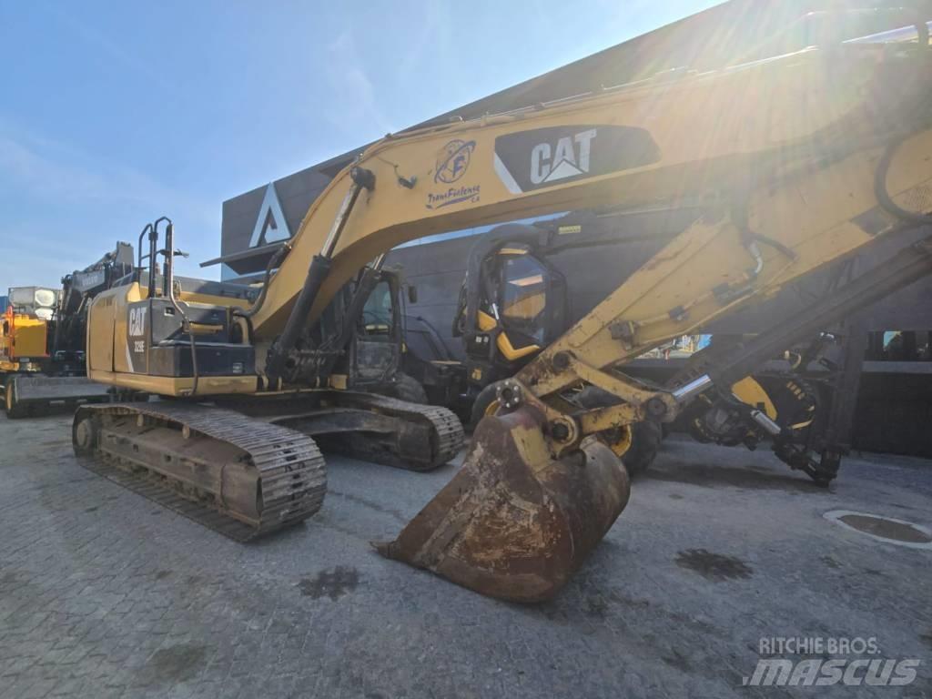 CAT 329 E LN Εκσκαφείς με ερπύστριες