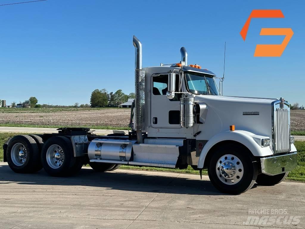 Kenworth W900 Τράκτορες