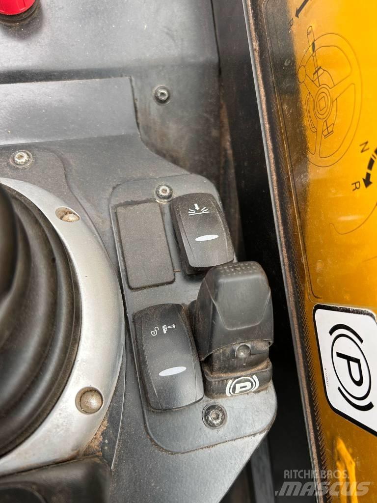 JCB 525-60 AGRI Συστήματα τηλεχειρισμού για τη γεωργία