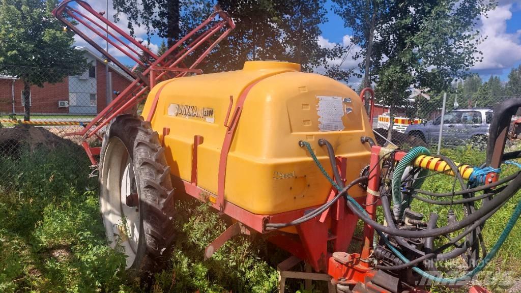 Junkkari 2300/12 Ρυμουλκούμενα ψεκαστικά