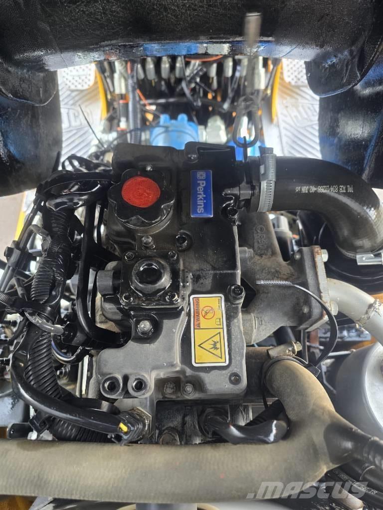 JCB 8008 CTS Εκσκαφάκι (διαβολάκι) < 7t